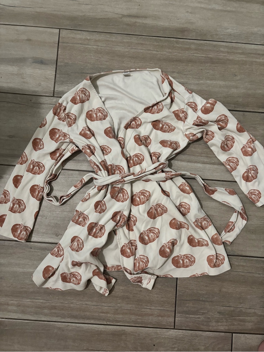 Kate Quinn pumpkin women’s robe